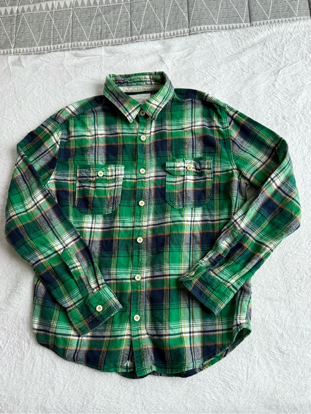 Aeropostale Green Plaid Flannel Shirt - Men's Casual Button-Up Large